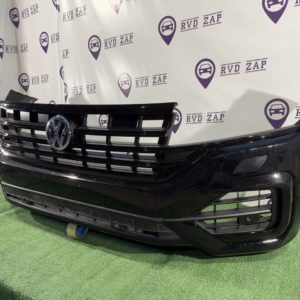 Бампер передний Volkswagen Touareg 3 (2018-2023) в отличном состоянии, оригинал, без ремонтов.