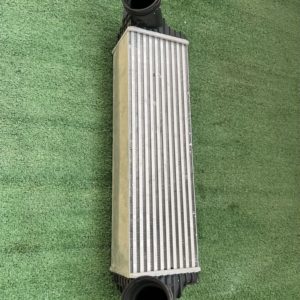 Интеркулер BMW X5/X6 F15/F16 3.0 N57D30 в отличном состоянии. В наличии в России, любые формы оплаты.